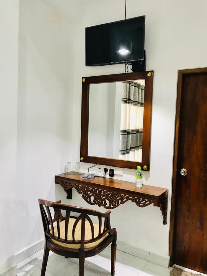 Ivy Bungalow Нувара Елия Екстериор снимка